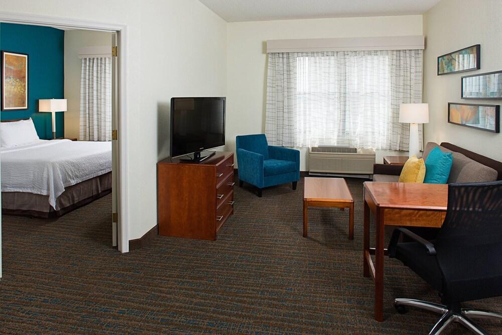 Residence Inn New Rochelle Exterior photo